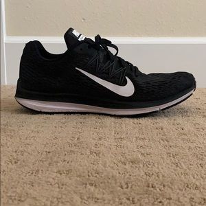 Nike Men’s Sneakers